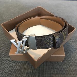 Louis Vuitton LV Initiales Belt
